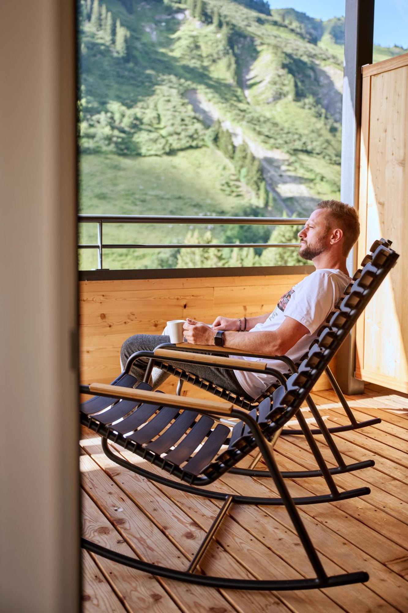 Alpenstolz Damuels Haus 1 - Stilvoll Urlauben In Den Bergen Leilighet Eksteriør bilde